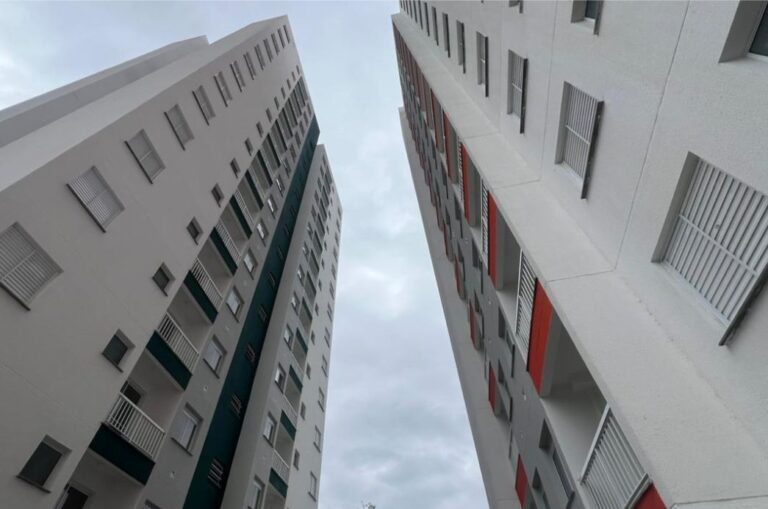 moradores-da-mantiqueira-iniciam-mudanca-para-novos-apartamentos-a-partir-desta-segunda-(17)