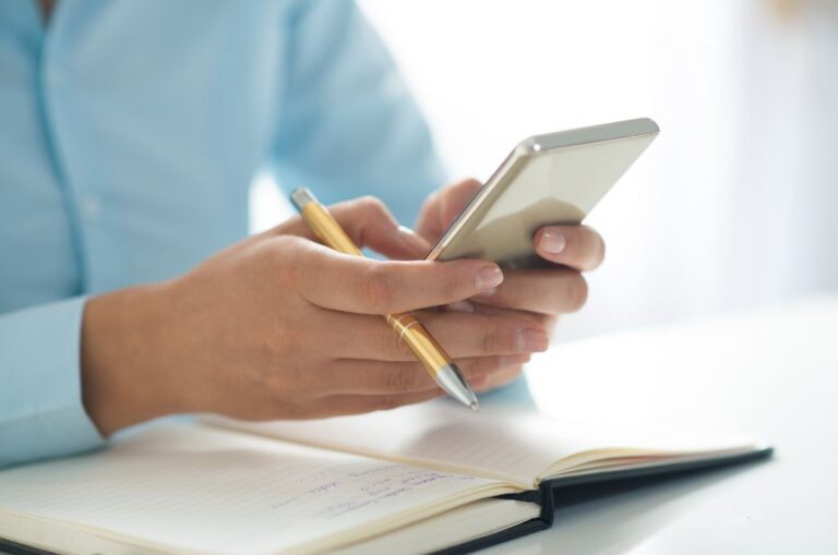 ficou-mais-facil-agendar-consultas-pelo-celular-em-cubatao