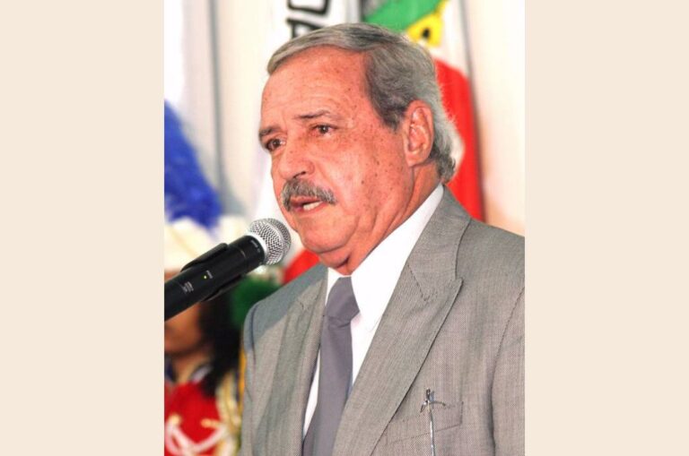 Nota de pesar – Falecimento do ex-prefeito Dr. Clermont Silveira Castor nota-de-pesar-–-falecimento-do-ex-prefeito-dr.-clermont-silveira-castor